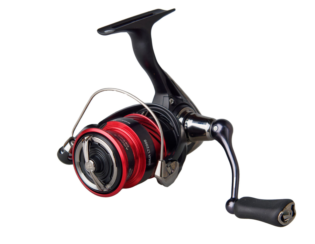 Daiwa ritė 23 Ninja LT2000 — 2